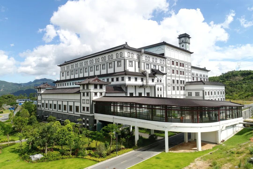 稳中求进，，，笃行致远，，，EV扑克宣布2025年上半年效果单