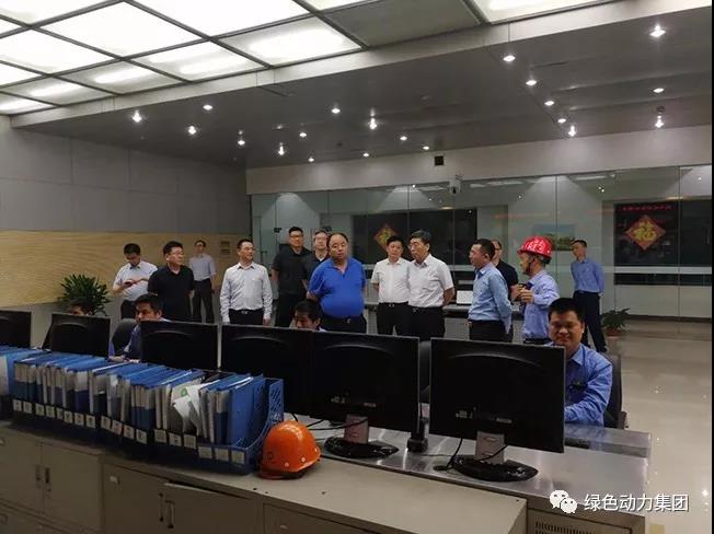 国资公司董事长岳鹏、、总裁直军一行视察海宁项目