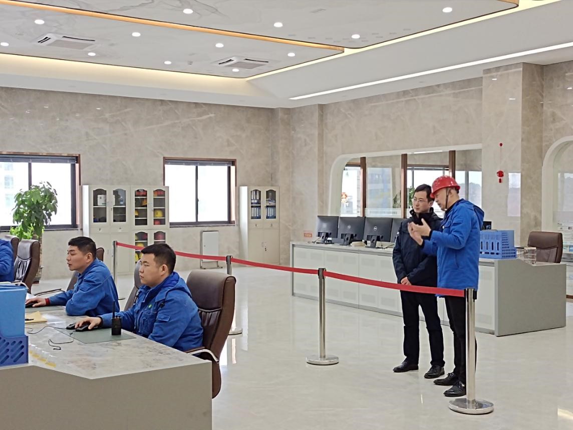 EV扑克集团向导到下属项目公司开展新春慰问